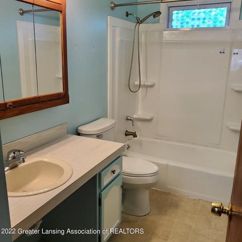 2915 Risdale Ave, Lansing, MI 48911 photo 9