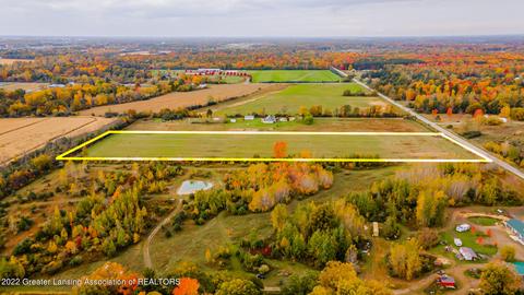 8220 E River Rd, Mount Pleasant, MI 48858 photo 3