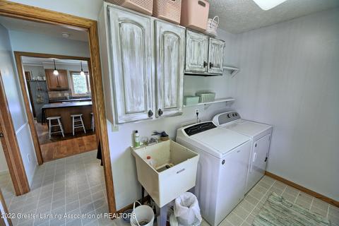 11205 S Bauer Rd, Eagle, MI 48822 photo 16