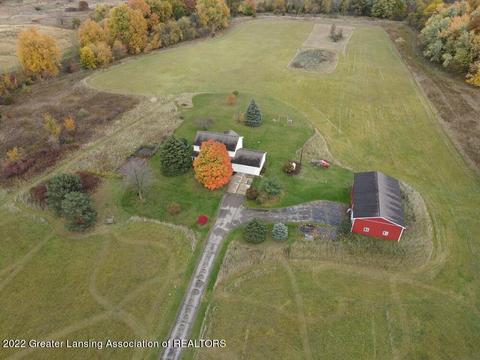 11205 S Bauer Rd, Eagle, MI 48822 photo 34