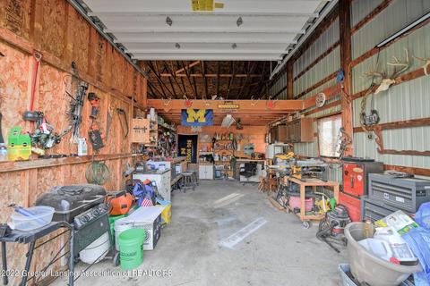 11205 S Bauer Rd, Eagle, MI 48822 photo 32