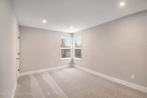 9615 Tobermory Dr, Haslett, MI 48840 photo 38