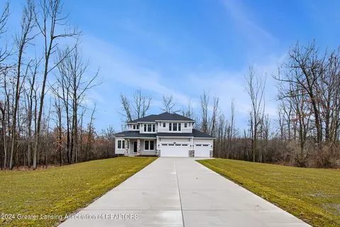 9615 Tobermory Dr, Haslett, MI 48840