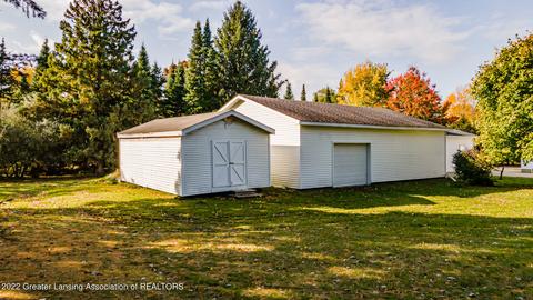 5100 Clark Rd, Bath, MI 48808 photo 21
