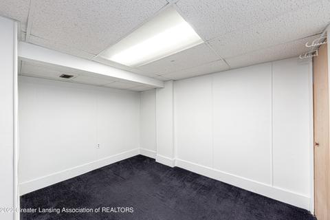 106 E Sheridan Rd, Lansing, MI 48906 photo 11