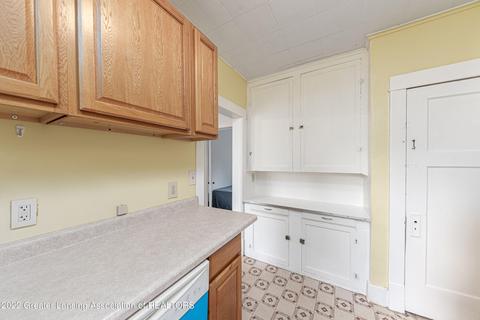 106 E Sheridan Rd, Lansing, MI 48906 photo 7