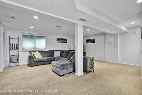 408 Riverview Dr, Dewitt, MI 48820 photo 25