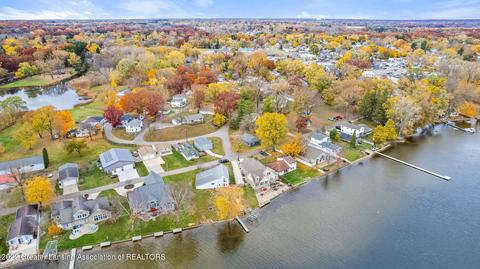 118 Lakeside Dr, Jackson, MI 49203 photo 7
