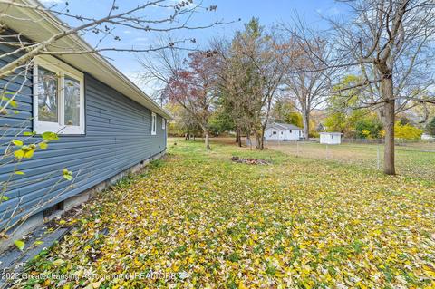 118 Lakeside Dr, Jackson, MI 49203 photo 12