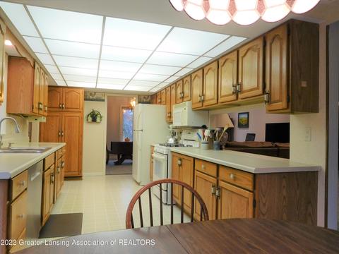880 Stillman Rd, Mason, MI 48854 photo 30