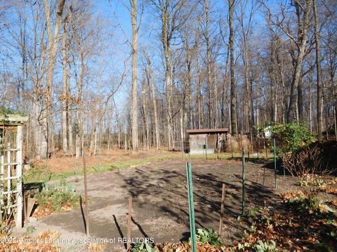 880 Stillman Rd, Mason, MI 48854 photo 16