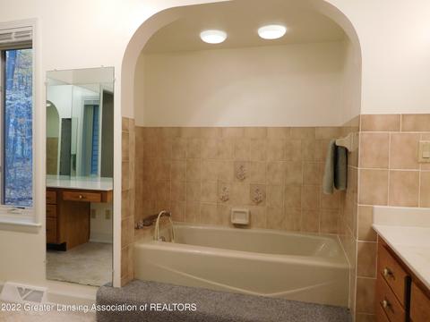 880 Stillman Rd, Mason, MI 48854 photo 38