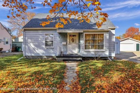 3908 Alpha St, Lansing, MI 48910 photo 2