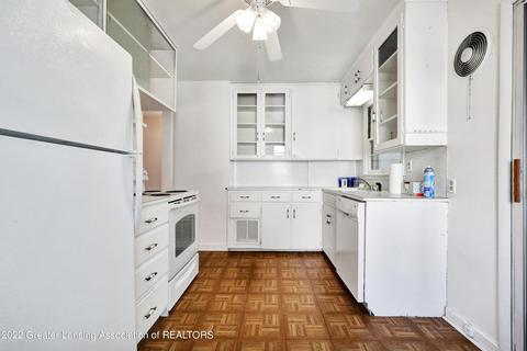 3908 Alpha St, Lansing, MI 48910 photo 18