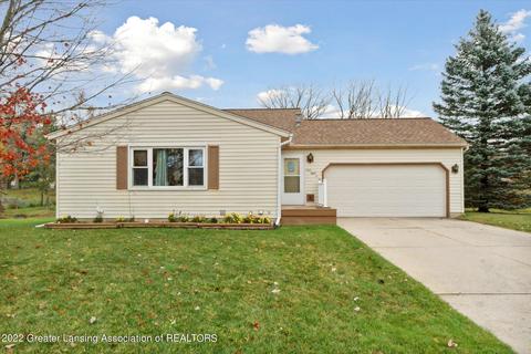 4802 Malta Cir, Lansing, MI 48917 photo 3