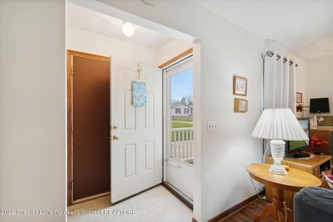 4802 Malta Cir, Lansing, MI 48917 photo 4