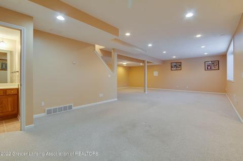 12630 Paradise Dr, Dewitt, MI 48820 photo 32