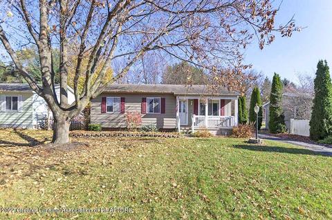 309 White Oak Dr, Perry, MI 48872 photo 1
