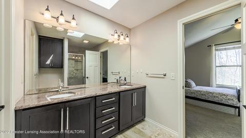 16842 Meadowbrook Dr, Haslett, MI 48840 photo 12