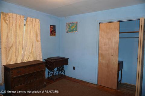 752 Broadway Ave, Owosso, MI 48867 photo 12