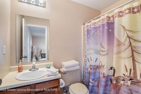 5493 Maple Rdg, Haslett, MI 48840 photo 21