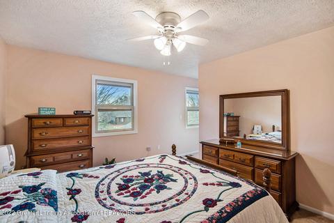 5493 Maple Rdg, Haslett, MI 48840 photo 17