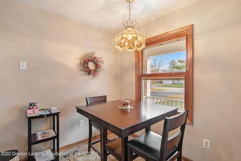 5493 Maple Rdg, Haslett, MI 48840 photo 13