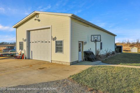 369 E Baseline Hwy, Olivet, MI 49076 photo 40