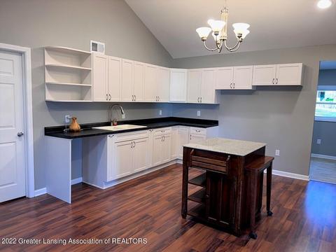 131 N Franklin St, Maple Rapids, MI 48853 photo 2
