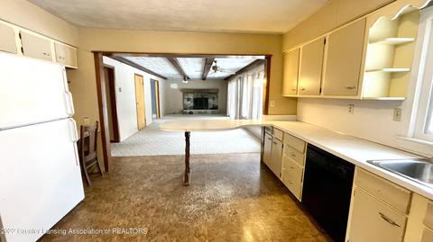 3950 W Maple Rapids Rd, Saint Johns, MI 48879 photo 6