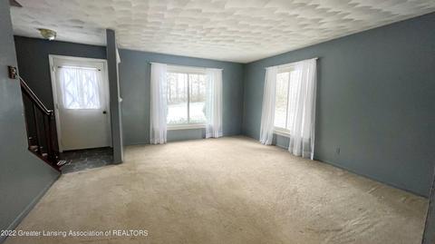 3950 W Maple Rapids Rd, Saint Johns, MI 48879 photo 8