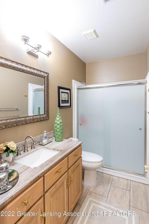 7860 Ashbrook Dr, Haslett, MI 48840 photo 42