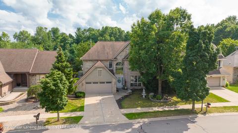 7860 Ashbrook Dr, Haslett, MI 48840 photo 1