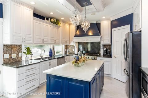 7860 Ashbrook Dr, Haslett, MI 48840 photo 15