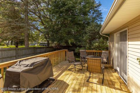 1319 Bayshore Dr, Haslett, MI 48840 photo 25