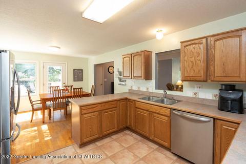 1319 Bayshore Dr, Haslett, MI 48840 photo 13