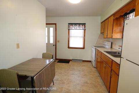 10705 E 2nd St, Fowler, MI 48835 photo 6
