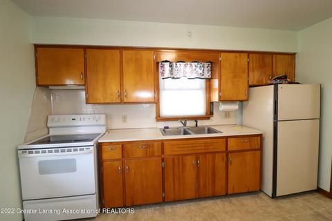 10705 E 2nd St, Fowler, MI 48835 photo 8