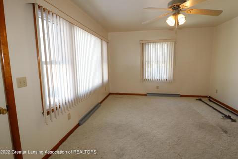 10705 E 2nd St, Fowler, MI 48835 photo 5