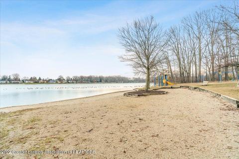 1218 W Herbison Rd, Dewitt, MI 48820 photo 4