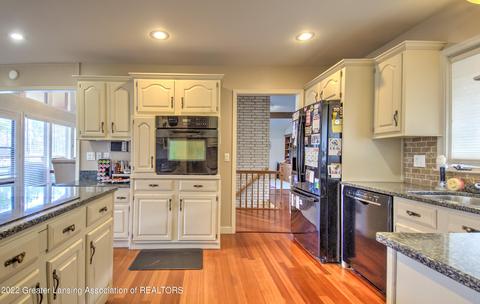 4420 Barton Rd, Lansing, MI 48917 photo 22