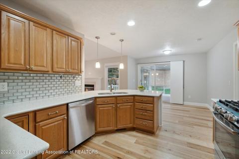 13641 Pearwood Dr, Dewitt, MI 48820 photo 12