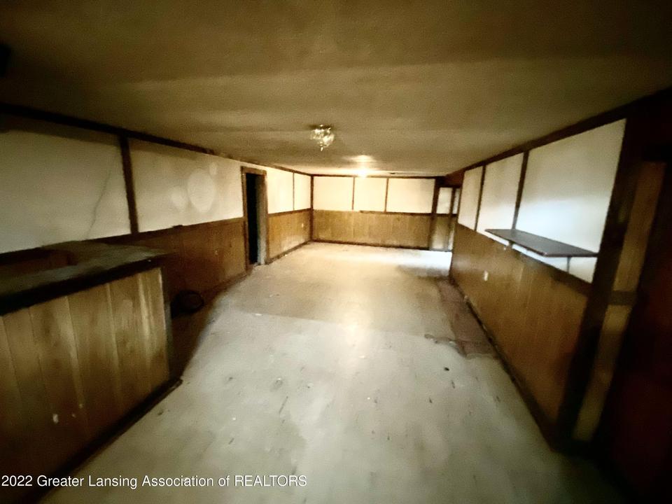  3615 Schlee St, Lansing, MI 48910 photo 17