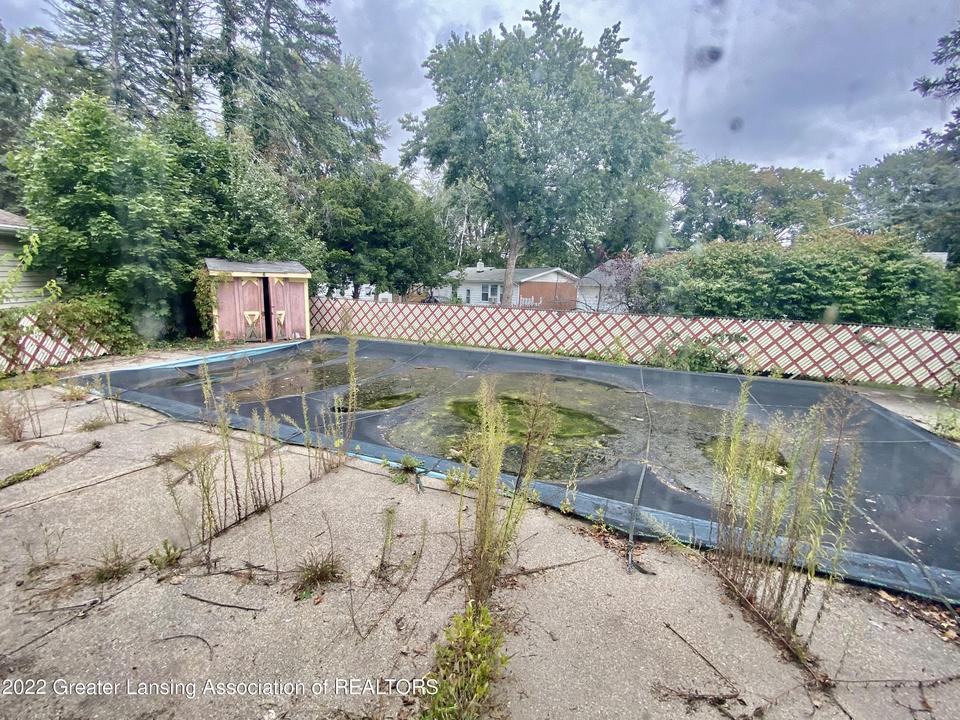  3615 Schlee St, Lansing, MI 48910 photo 22