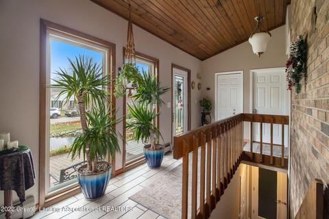 10189 Baron Blvd, Dimondale, MI 48821 photo 5