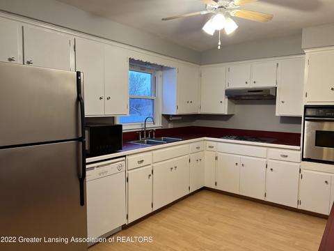 3304 Springbrook Ln, Lansing, MI 48917 photo 7