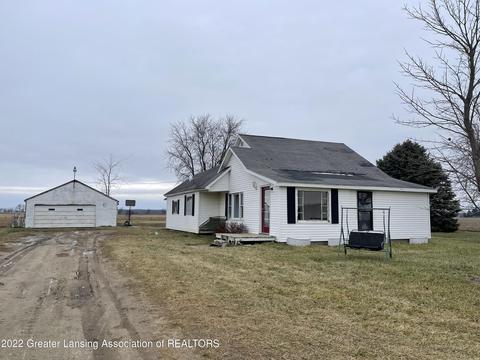 2289 E Hayes Rd, Ithaca, MI 48847 photo 1
