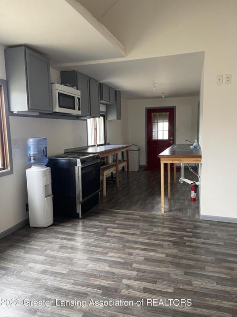 2289 E Hayes Rd, Ithaca, MI 48847 photo 5