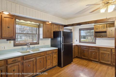316 E Main St, Elsie, MI 48831 photo 18