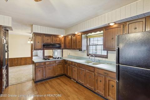 316 E Main St, Elsie, MI 48831 photo 16